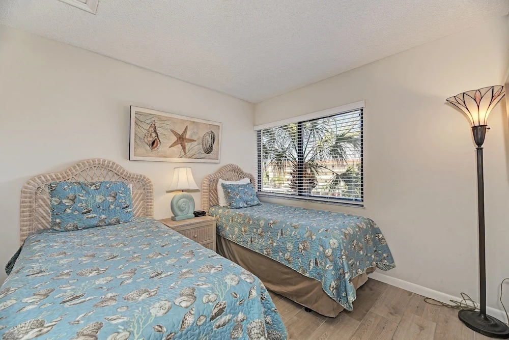 Midnight Cove Ii 831f - Beautiful Vacation Rental! 2 Bedroom Condo