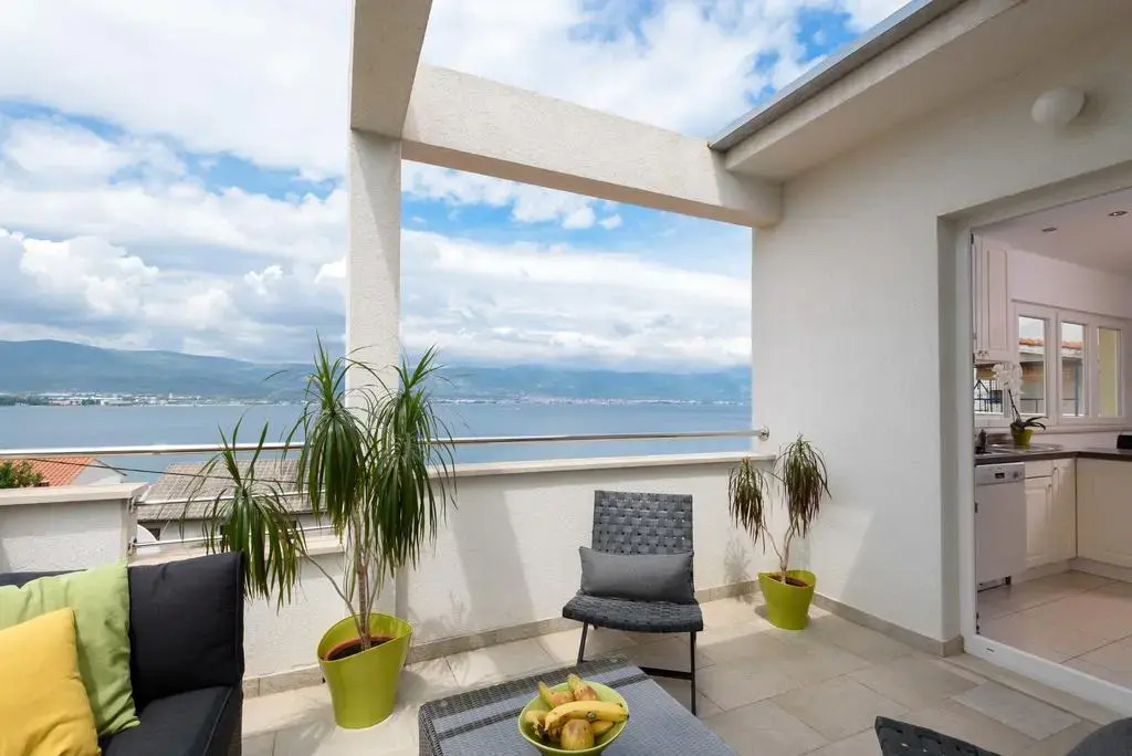 Apartments Salona