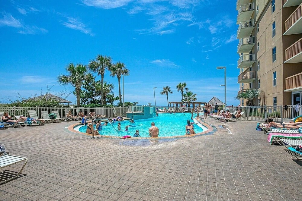 Pelican Beach 307