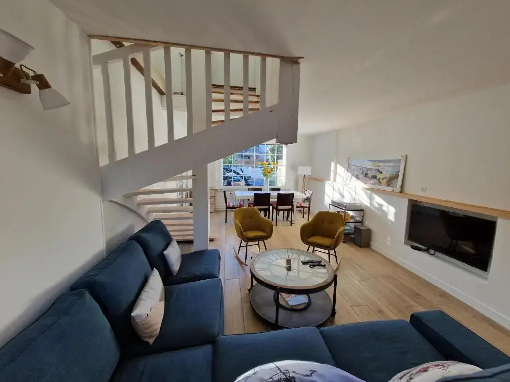 Villa Bagatelle, climatisée, à 250m de la plage centrale, 3 chambres