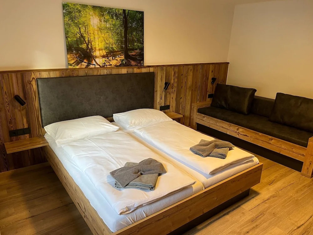Eibinghof BED & BREAKFAST & SWIM