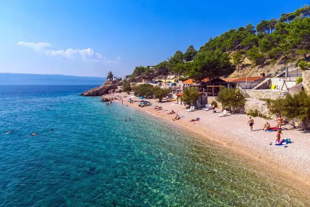Villa MIRNA with heated pool & whirlpool, traditional wine bar, 150m from sea