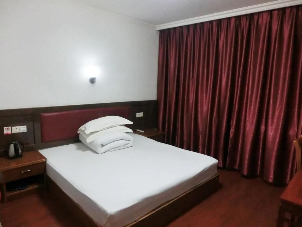 Ala Hotel