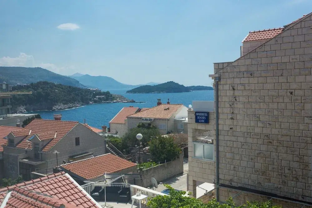 Nika Toni Apartment