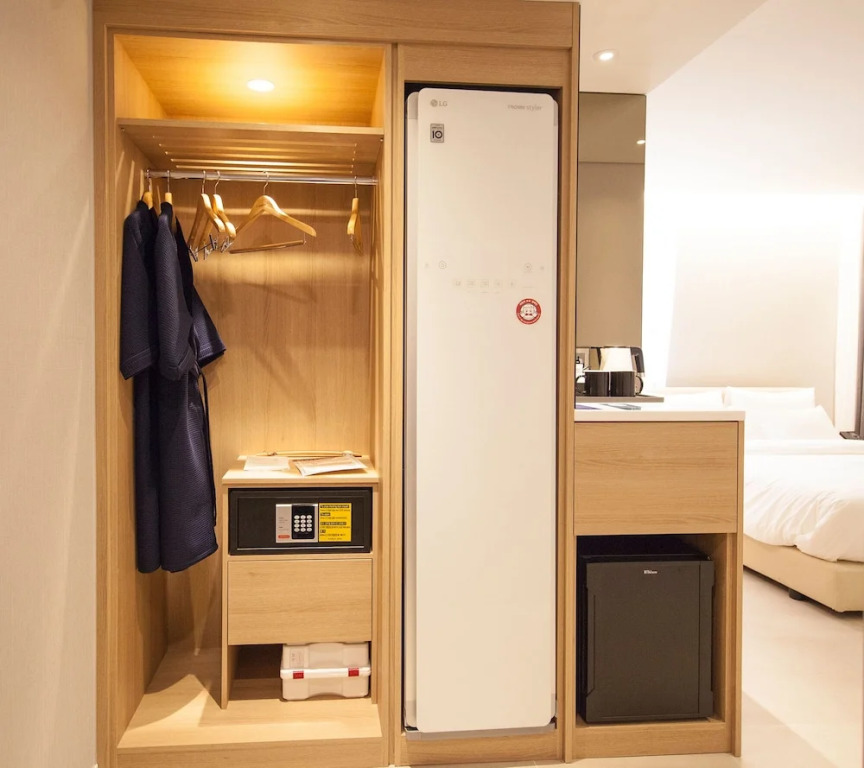 Jinhae Yongwon Londoner Business Hotel