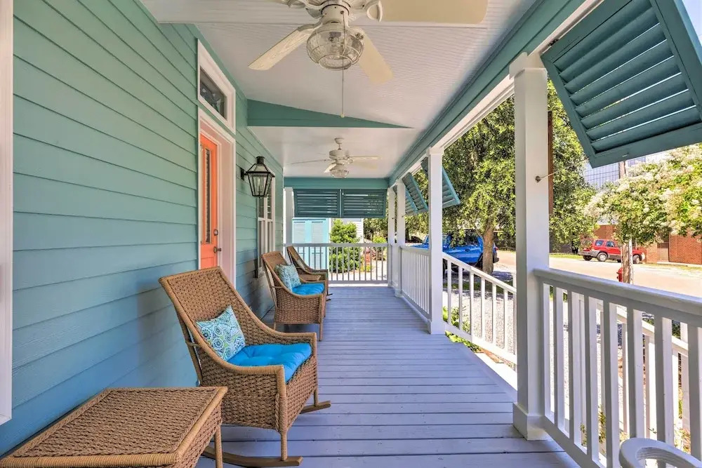 Cottage w/ Porch - 3 Min Walk to Bay St Louis