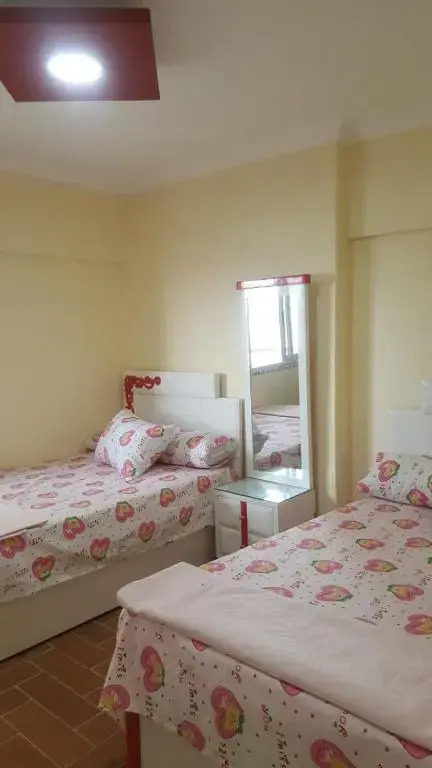 City squer apartment sea view
