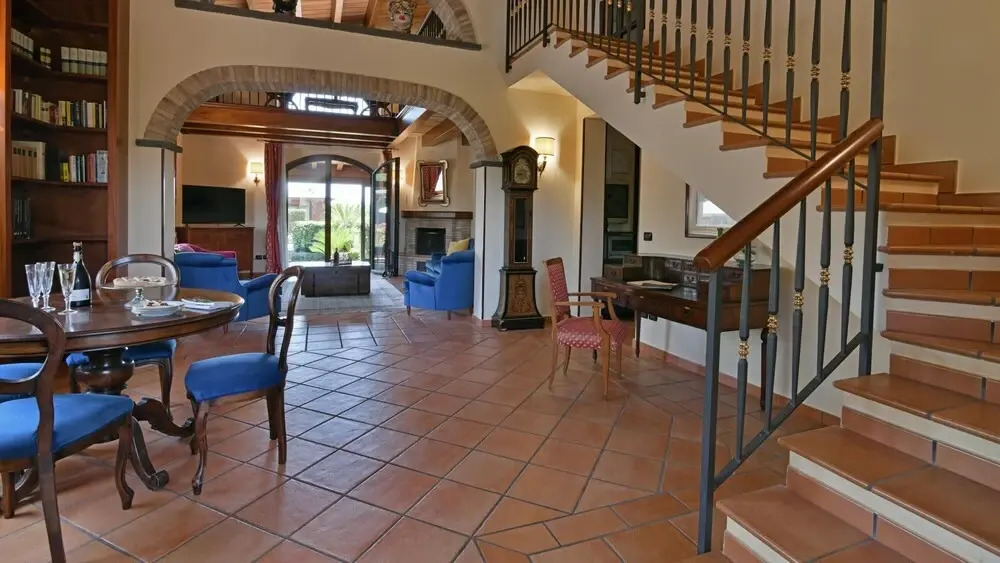 VILLA BIDDIZZA 10, Emma Villas