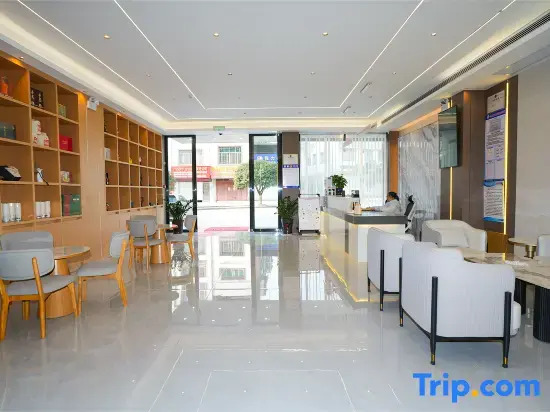 Wandong Hotel (Nandan Dongtian Jiuhai Scenic Area)