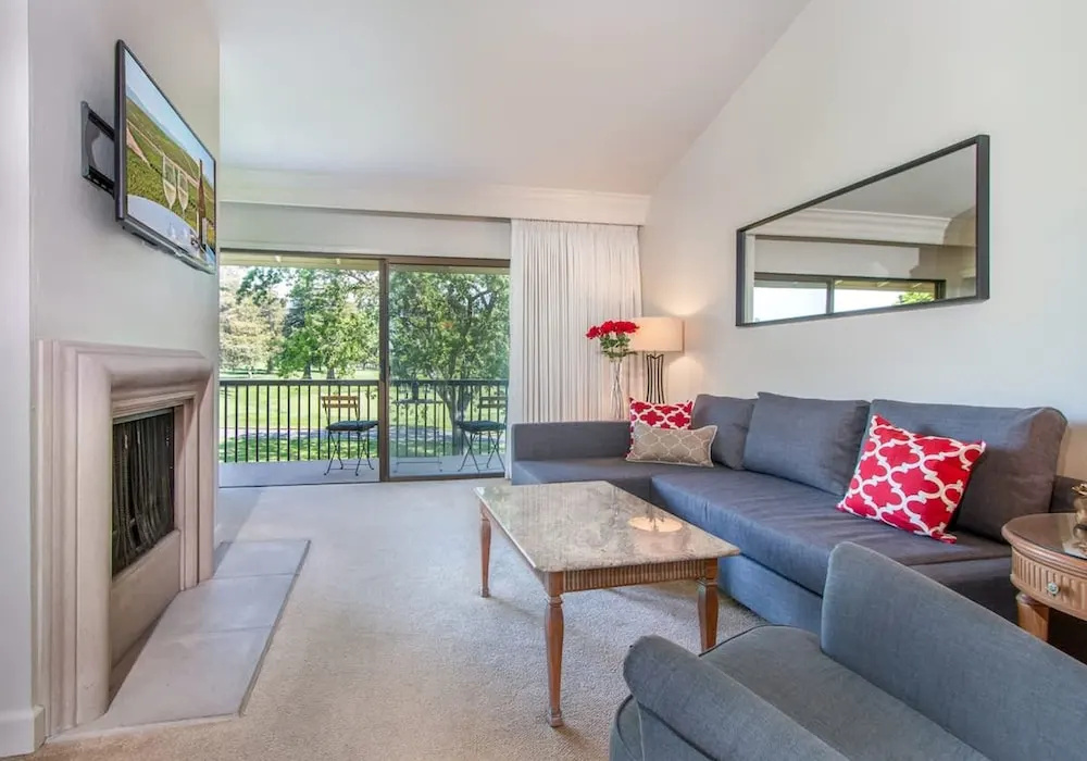 Luxury Napa Condo Golf Views Prime Location
