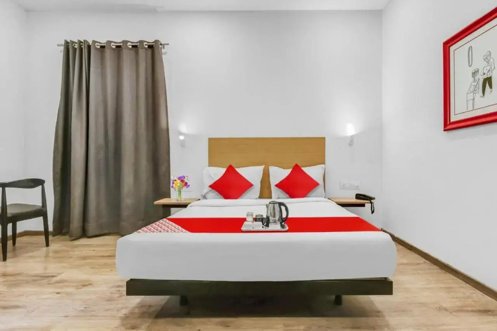 OYO Flagship 70269 Hotel Rudra Grand
