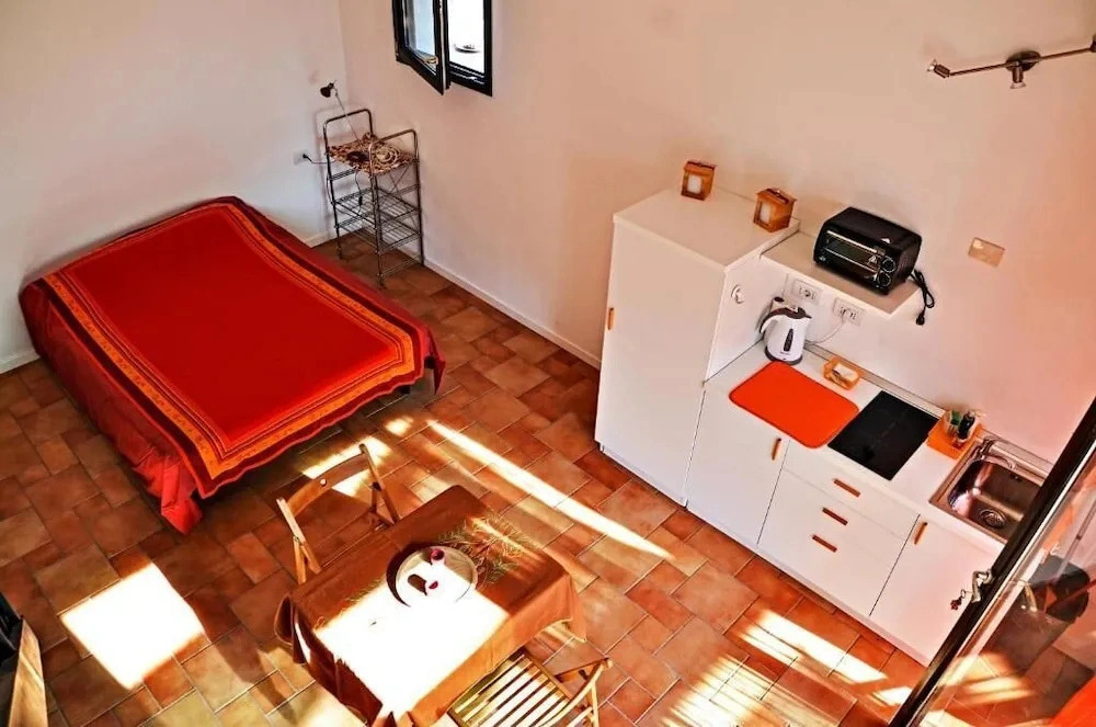 Studio apartments near Baratti Bay