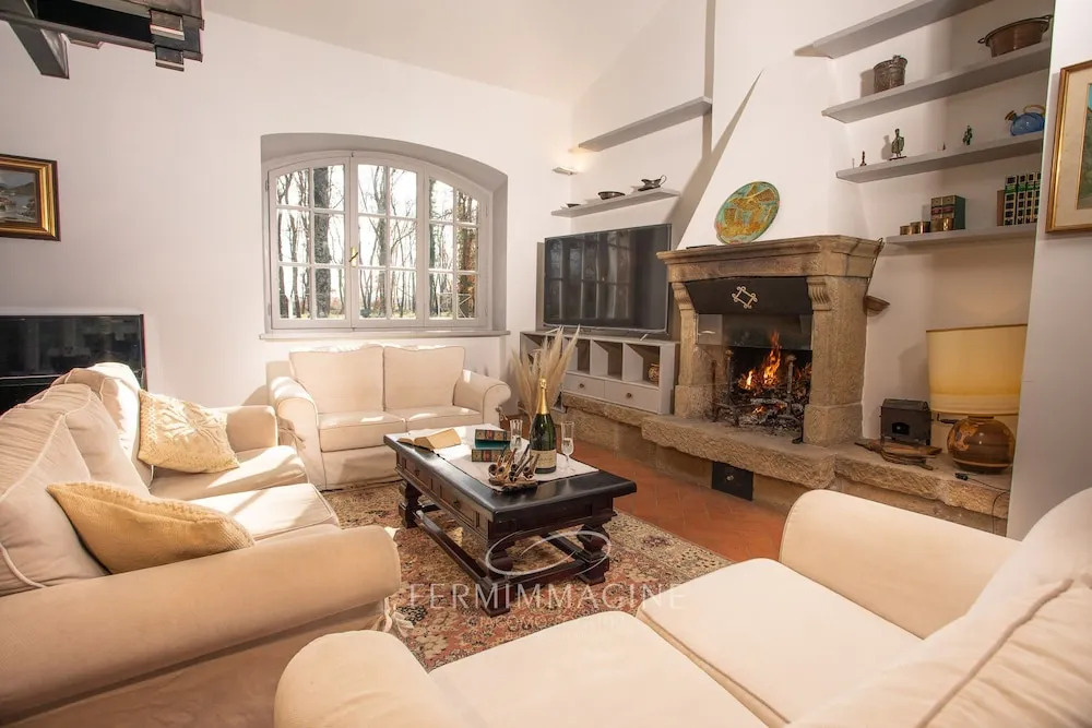 Charmy Country House