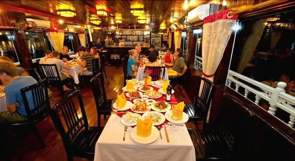 Halong Bay Aloha Cruises