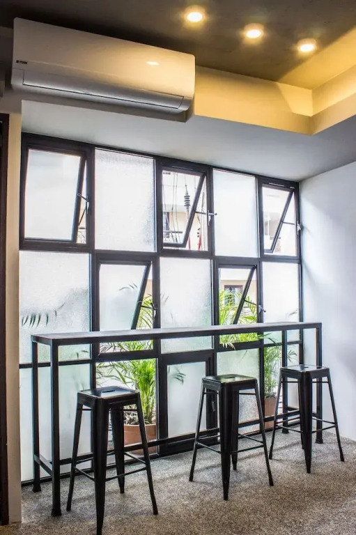 Los Muertos Hostal