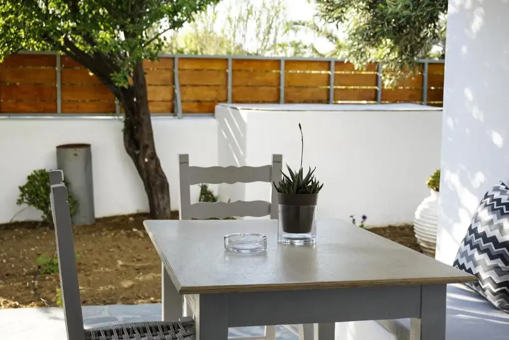 Casa Nostra Mykonos Boutique Rooms & Studios