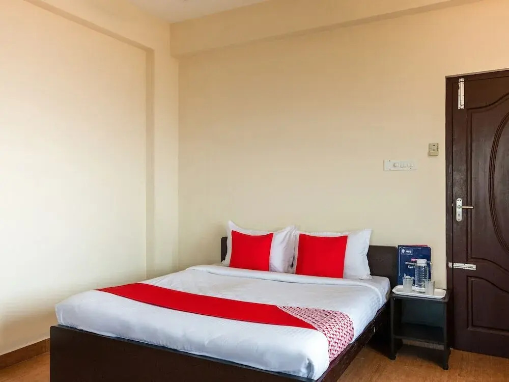 Beehive Inn By OYO Rooms