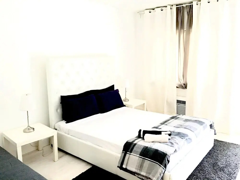 761 South Beach Apartments