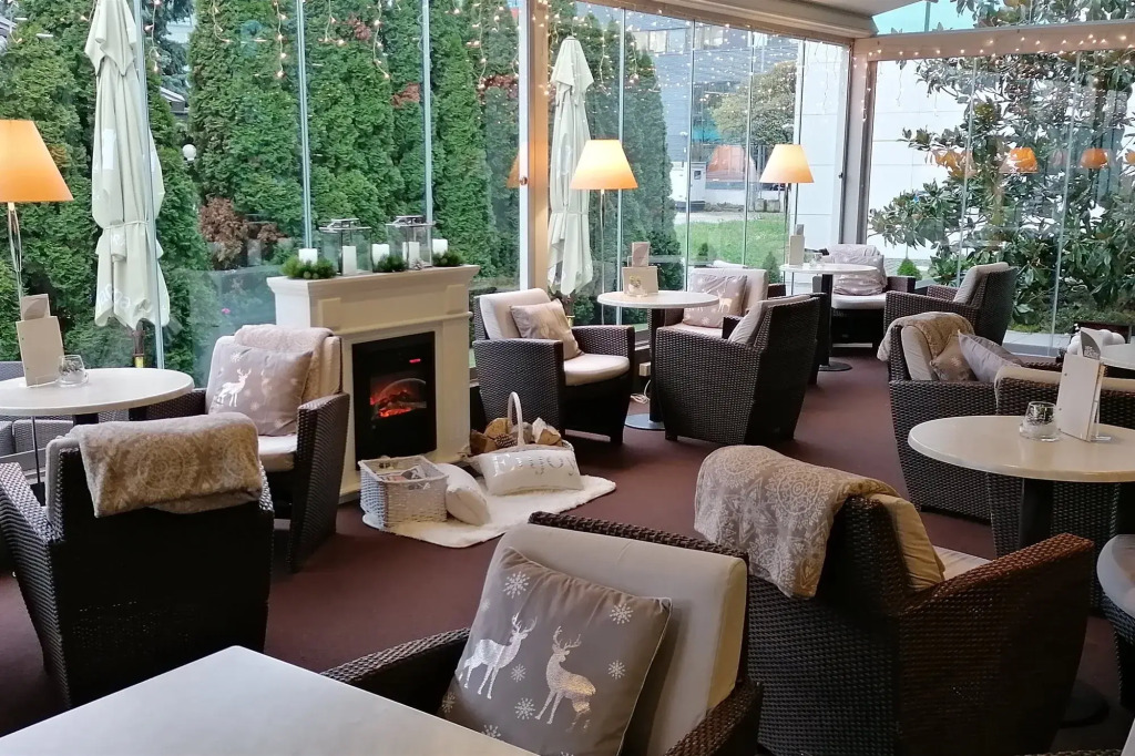 Hotel Aristos
