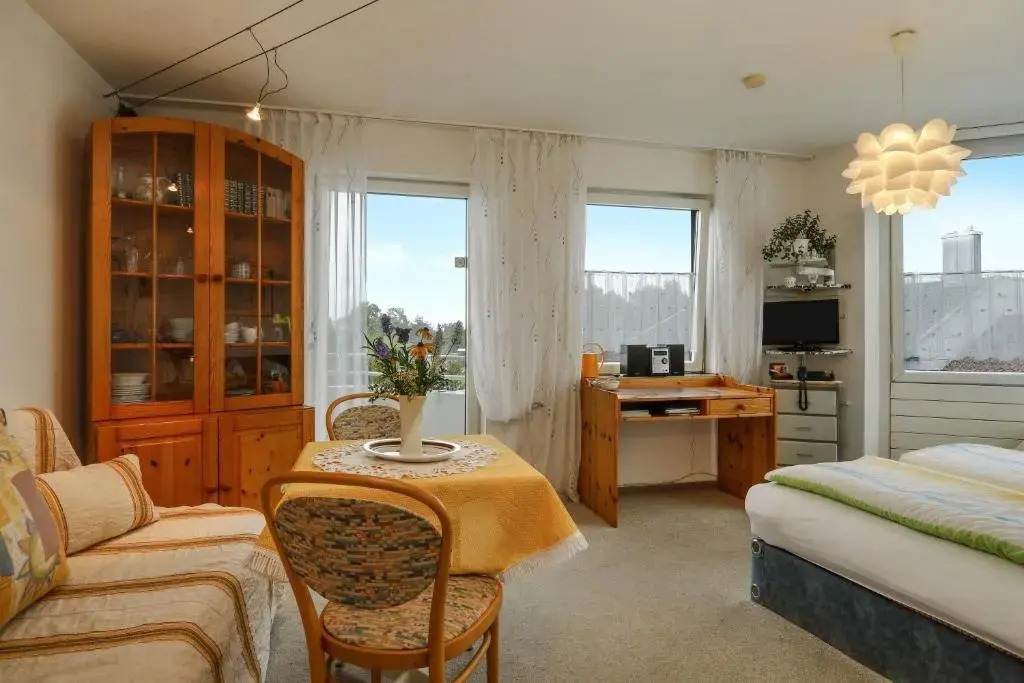 Ferienwohnung Holiday 2