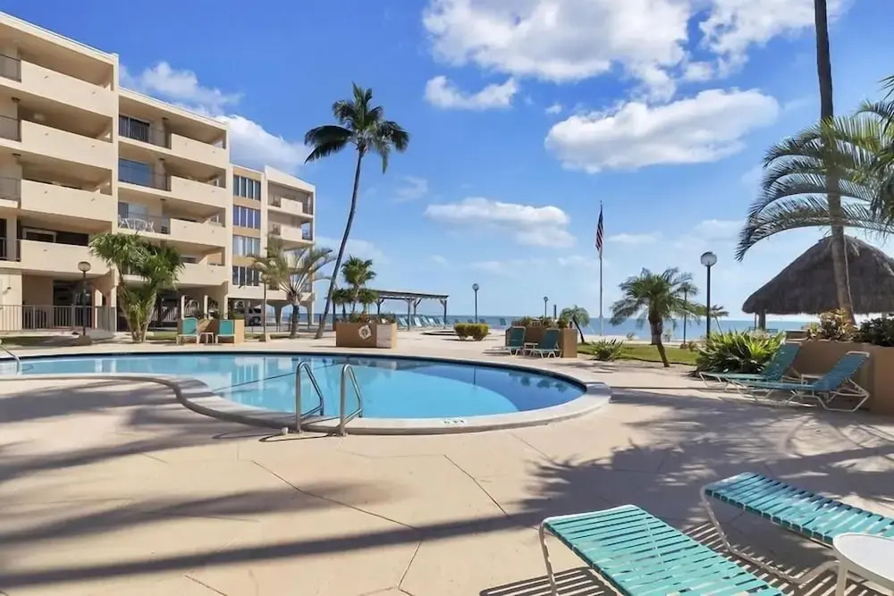 Updated Unit With Beautiful Florida Bay Sunsets 1 Bedroom Condo by RedAwning