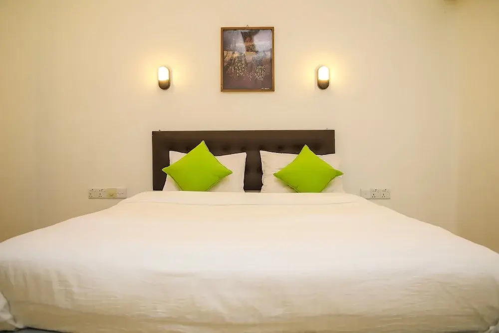 Negombo Beach by Flipflop Hostels