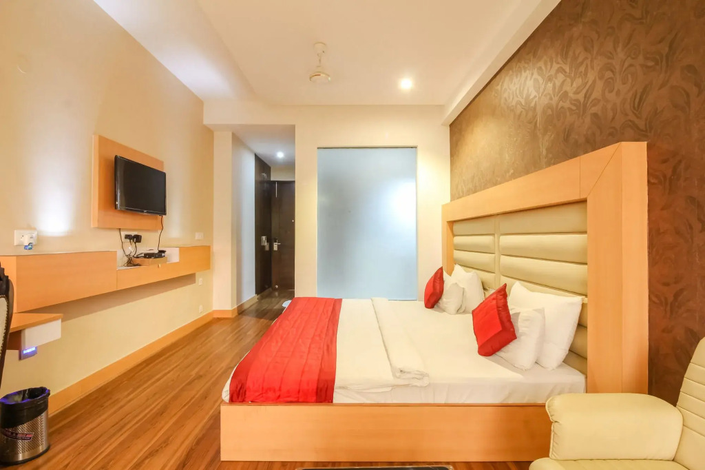 The Asian Suites B 583 Huda Metro