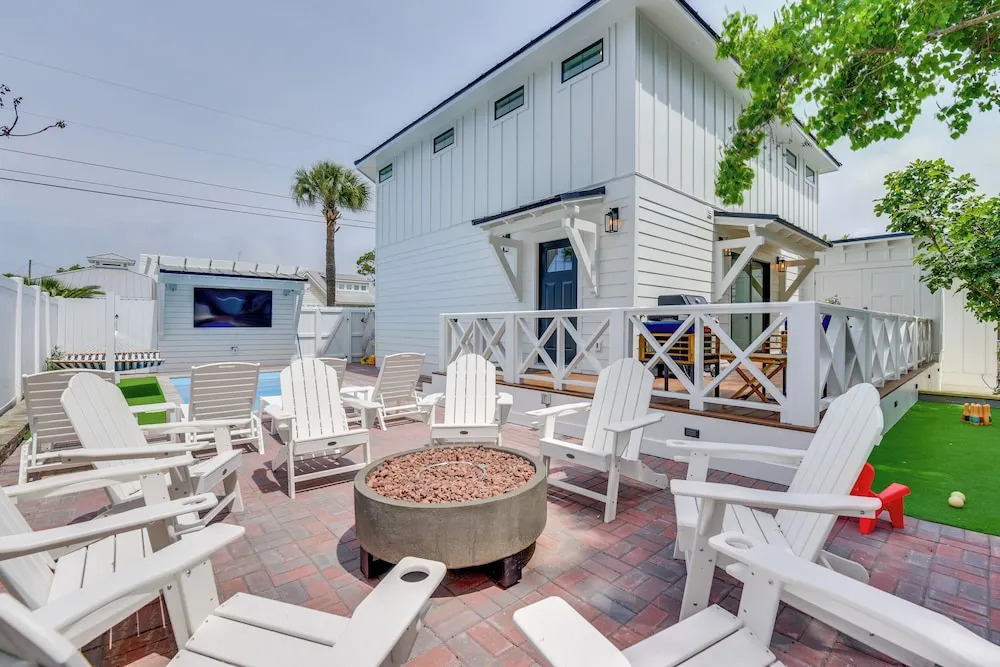 Designer Home Near 30a: Heated Pool, Walk to Beach