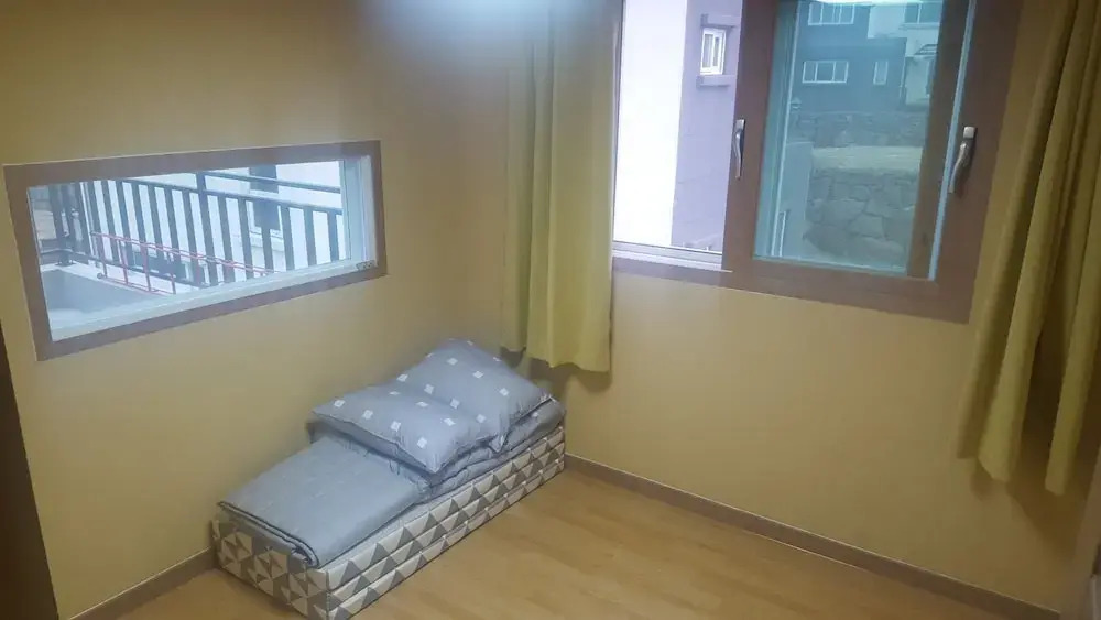 D2 House