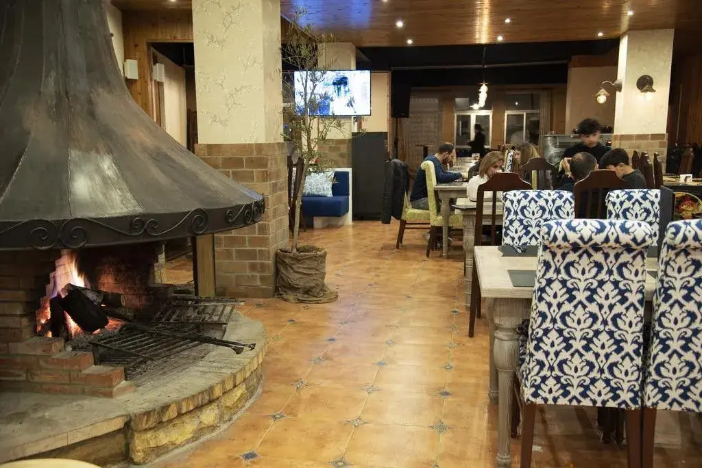 Chateau Deau Hotel