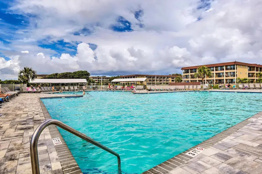 On-site Beach Access: Hilton Head Island Condo