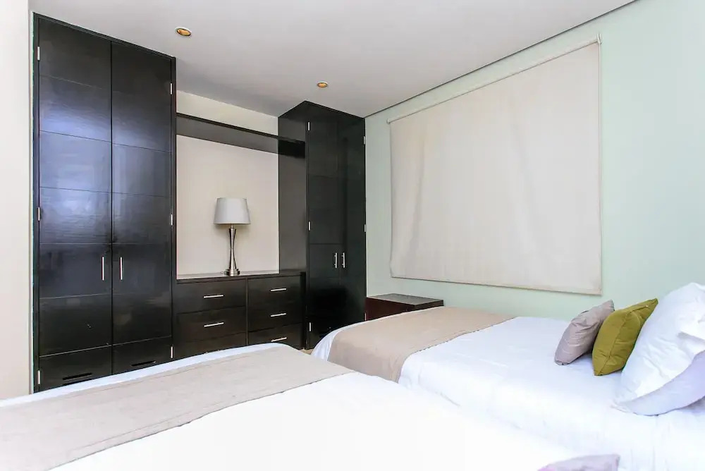 Elements GH18 2 Bedrooms by RedAwning
