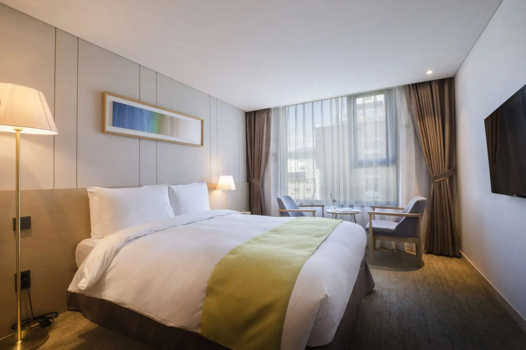 Win Sky Hotel