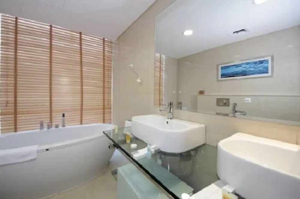 Luxurious High Floor Duplex 3 Bedroom