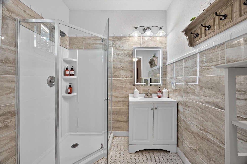 Seaglass Haven 2 Bedroom Home
