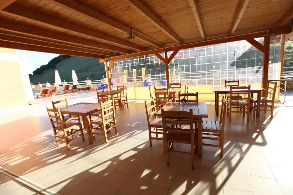 Karos Hotel Llaman