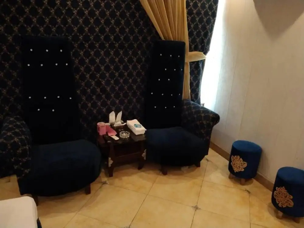Hotel Royal Suites