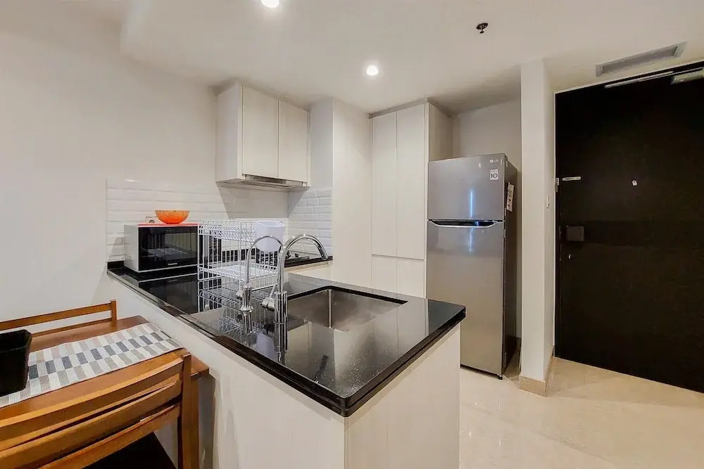 A Luxury 1BR Bali Style Apartment at Branz BSD City