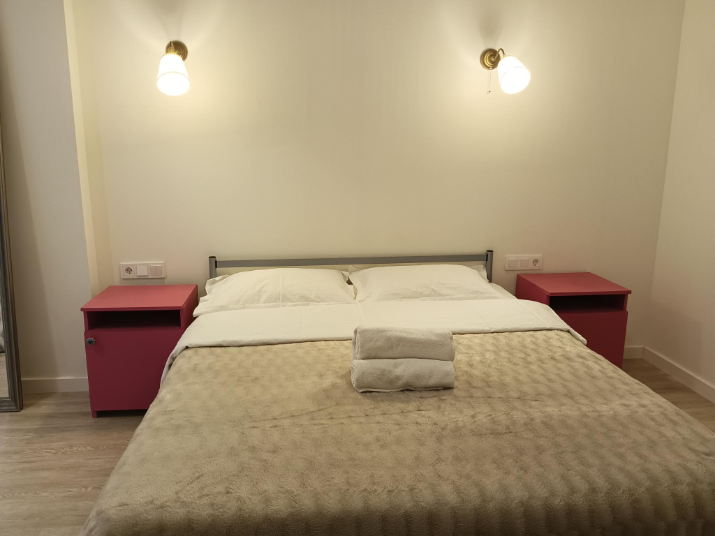 Almaty Apartments (Алматы Апартментс) на проспекте Достык 138 блок 2А