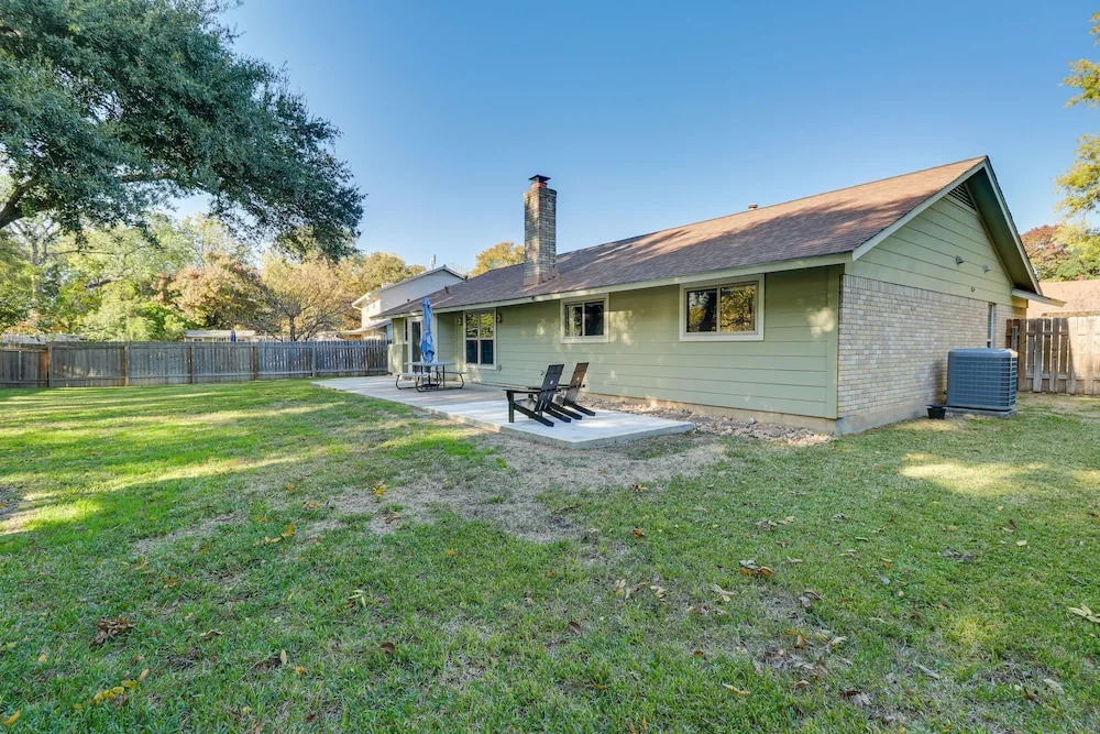 Texas Retreat w/ Patio, Fireplace & Fenced-in Yard