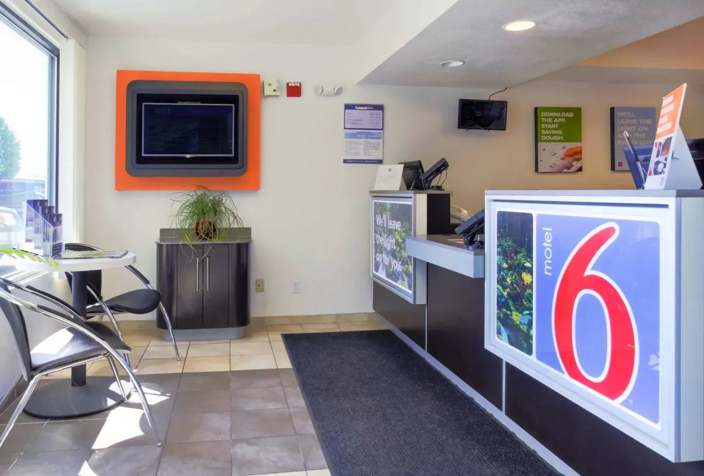Motel 6-Medford, OR