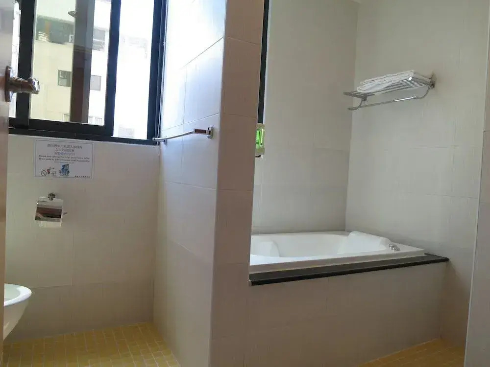 Tanhui Modern Hotel