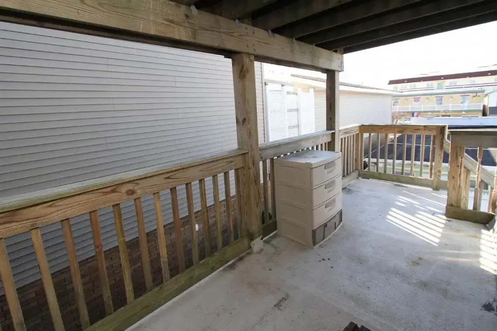 Shore Beach Houses - 57 Dupont Ave