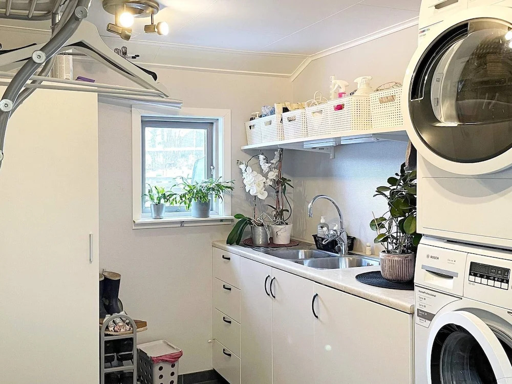 6 Person Holiday Home in Hallekis