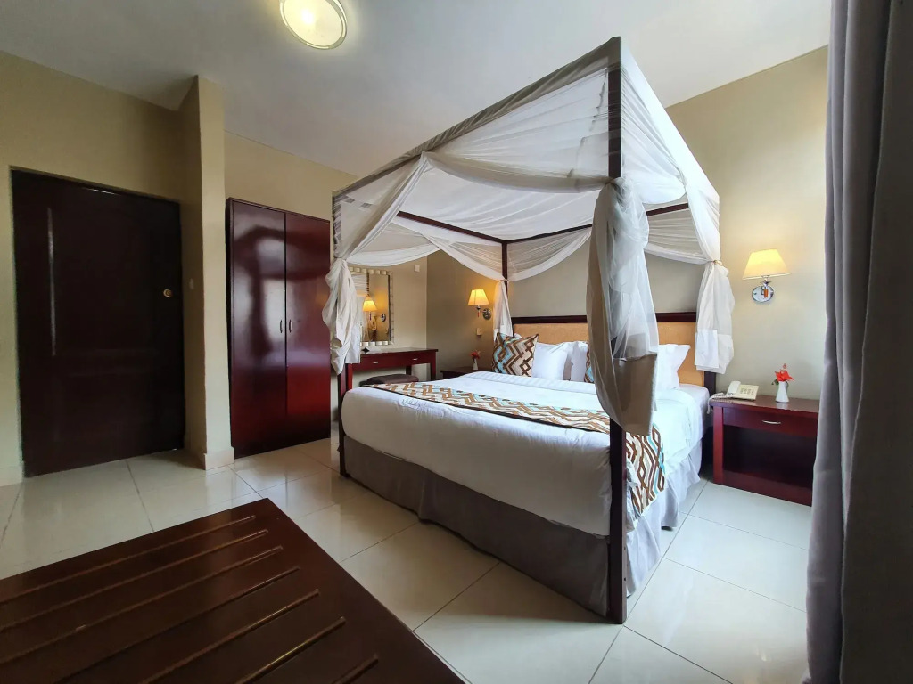 Serendib Suites and Conference Center