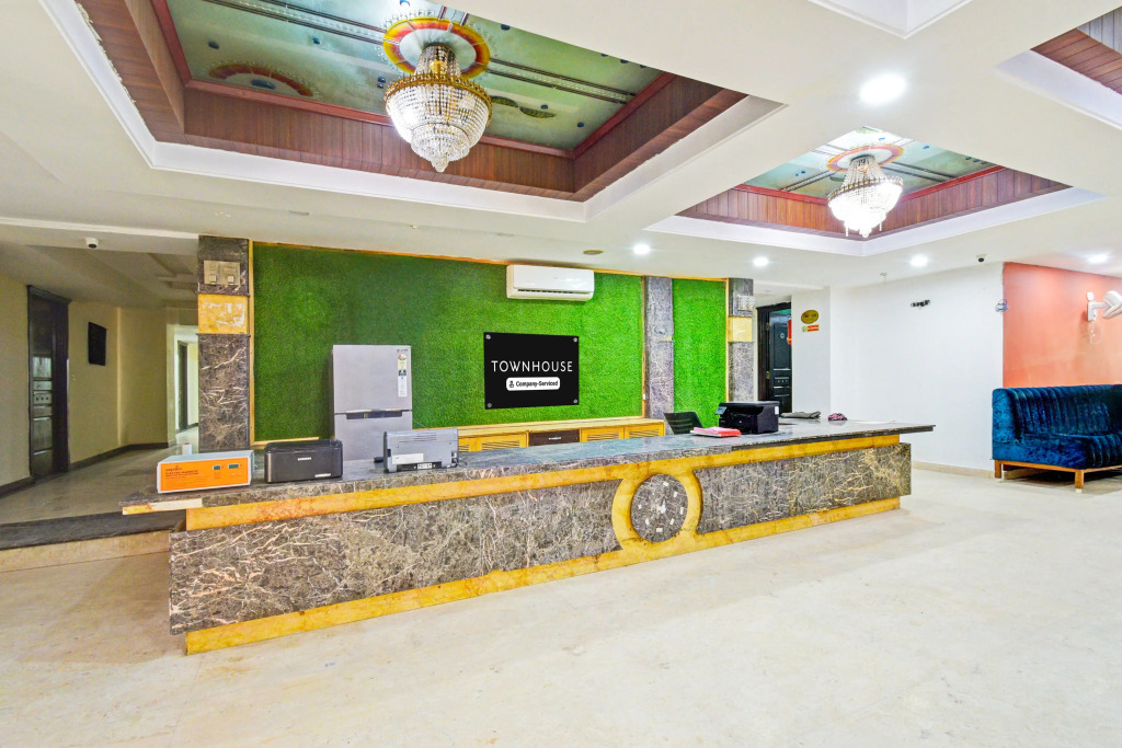 Super Townhouse Ameerpet Balkampet Road