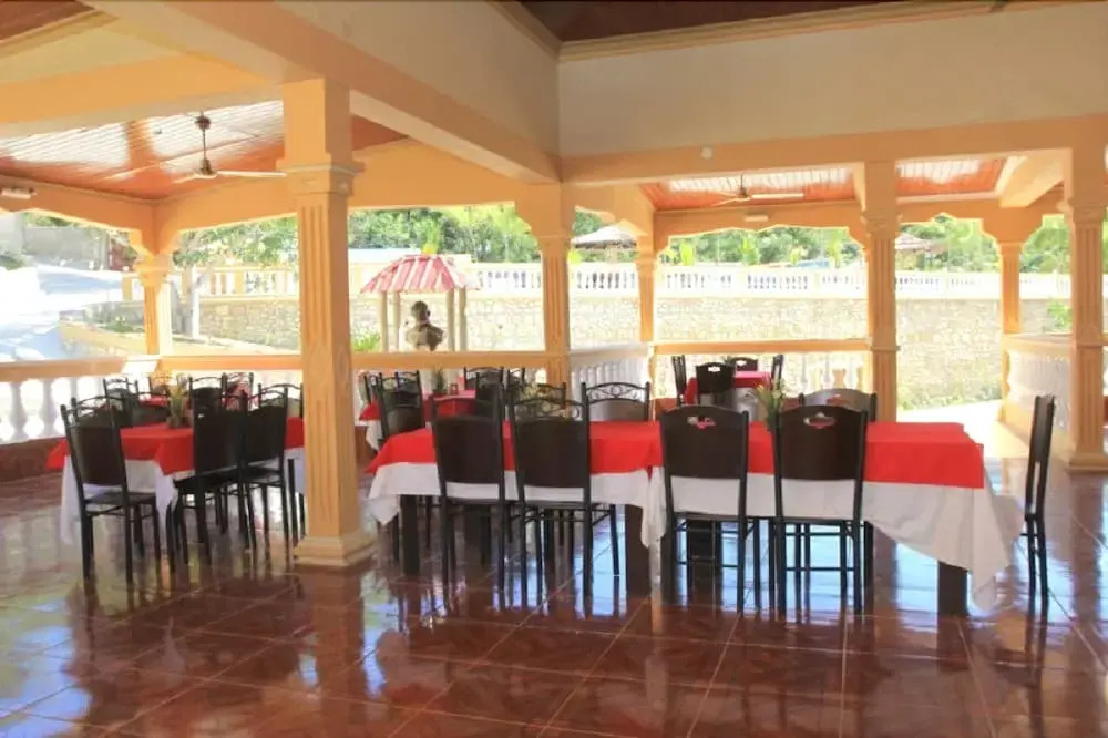 Le Village d'Ennery
