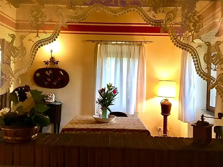 Antic Etrurian Inn