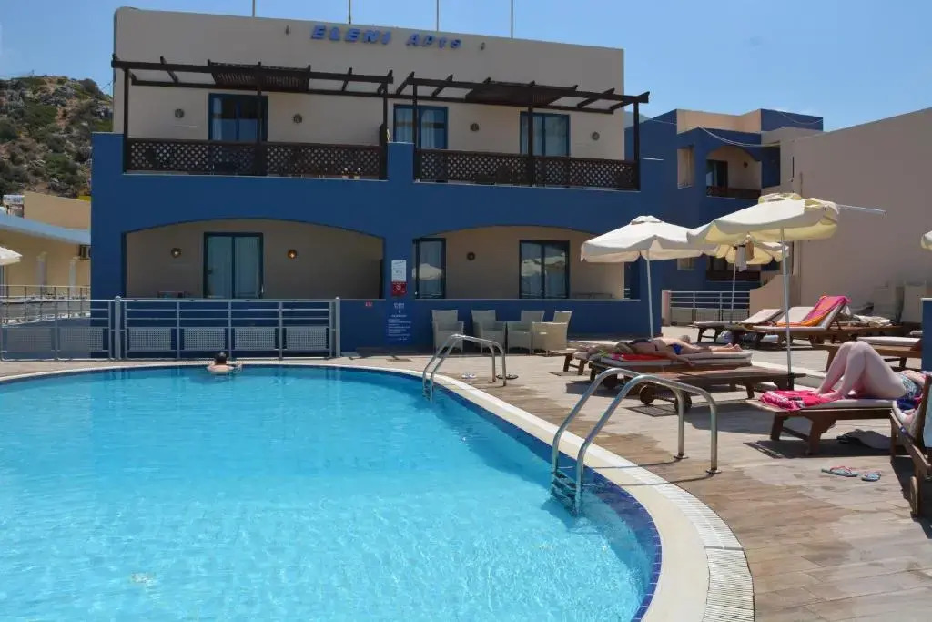 Eleni Beach Apartment