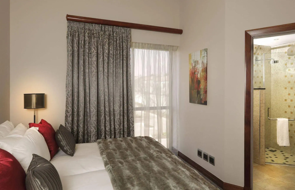 Seven Villa Hotel & Spa